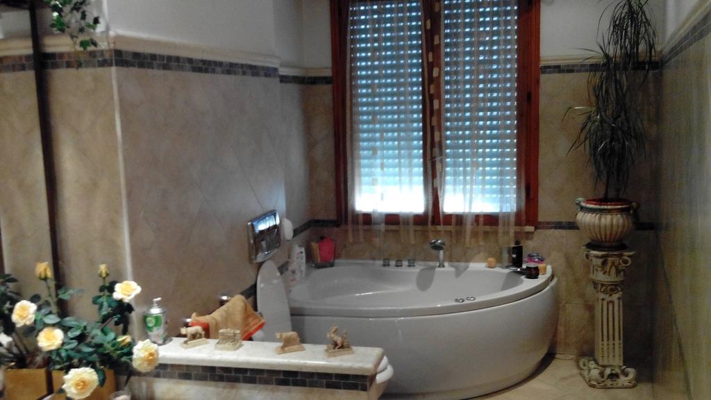 לינה וארוחת בוקר רומא Casa Vacanza Gaudenti חדר תמונה